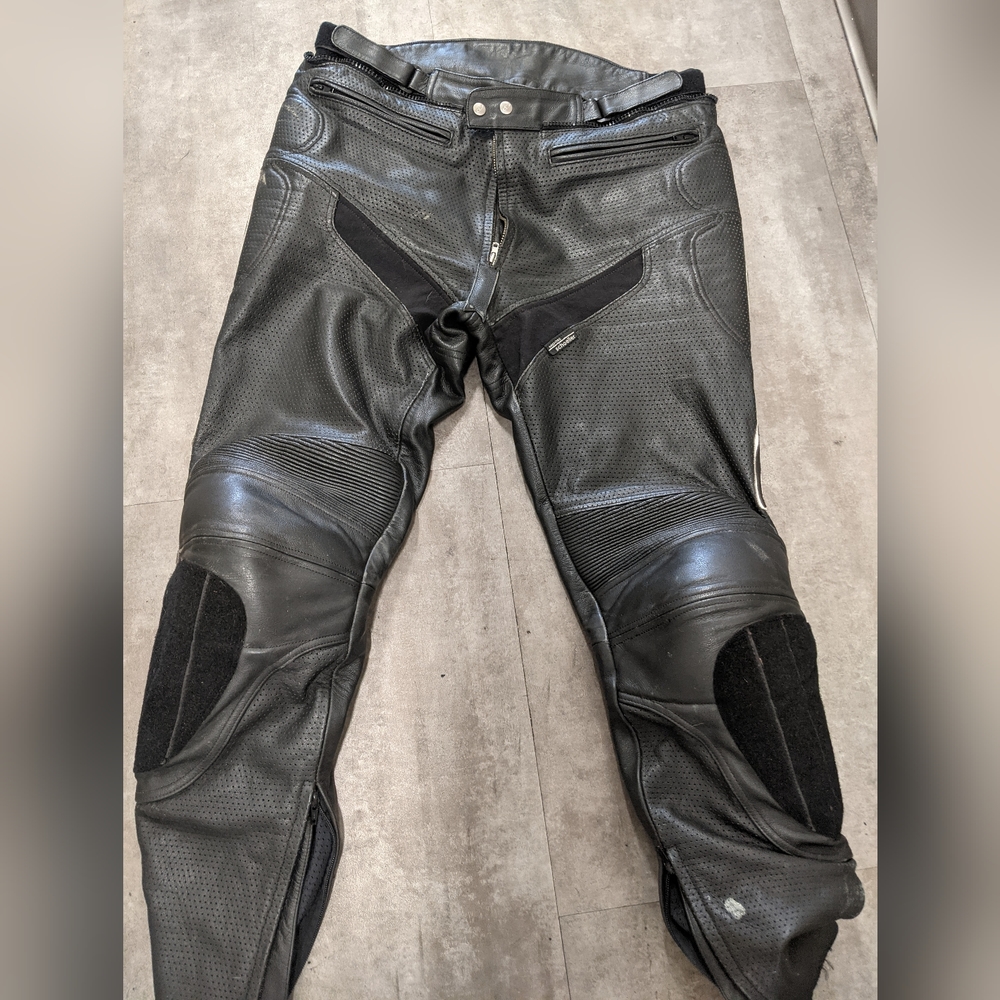 Shift motorcycle leather pants